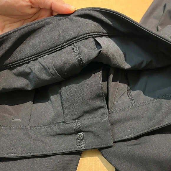 Lululemon Commission Slim Warpstreme Pants - Men's Size 30 X 30 - Black
